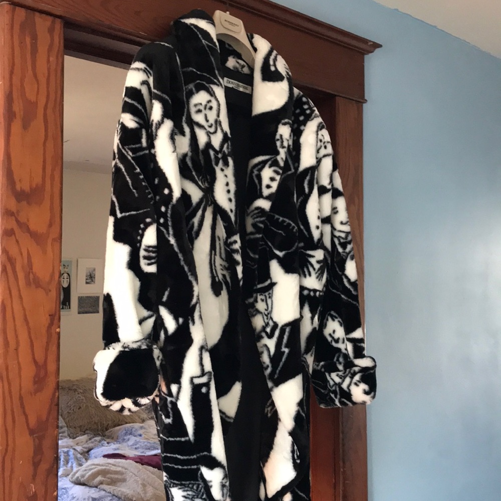 Vintage Donnybrook Rihanna Faces Faux Fur Coat